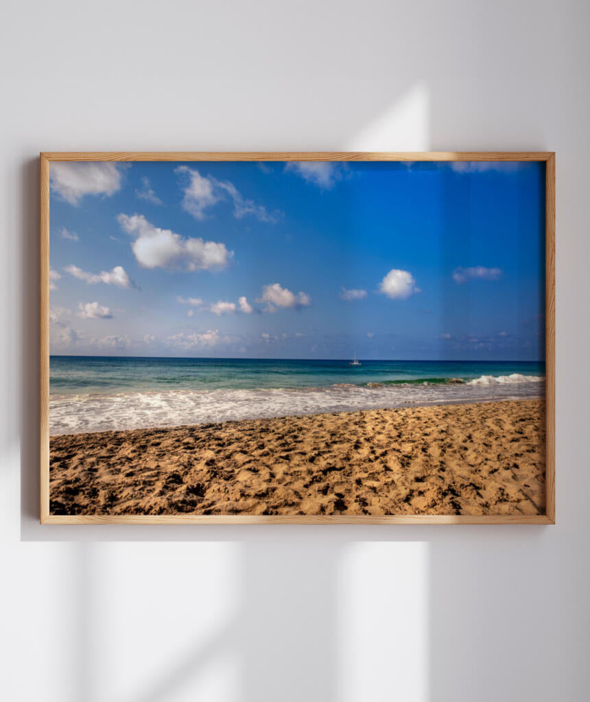 Quadro Decorativo Praia com Areia Marrom e Mar Azul
